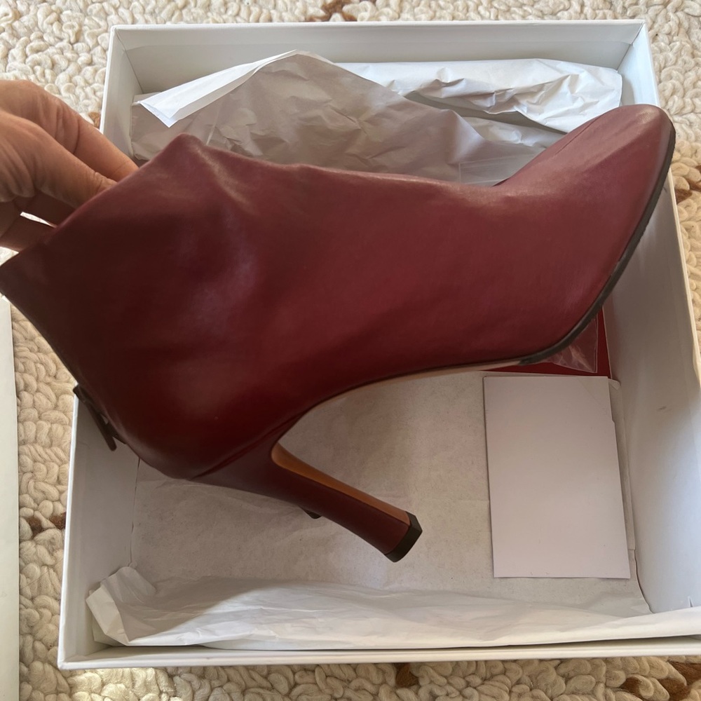 Celine glove booties size 39. Excellent condition